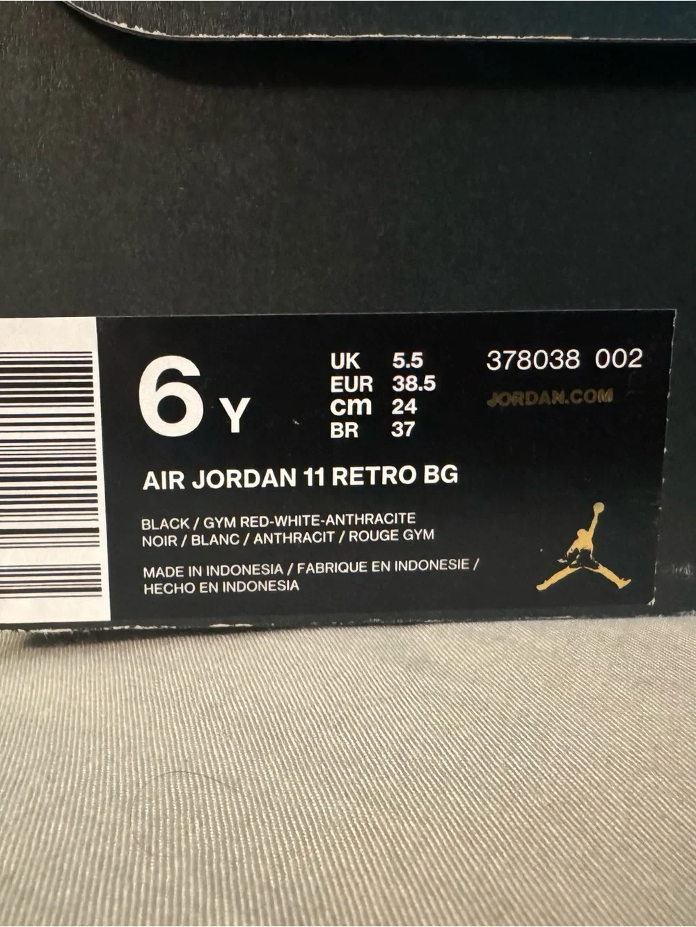 Jordan 11 72-10 size 6
